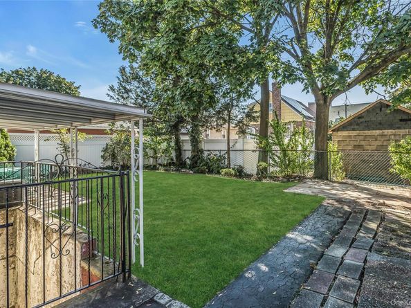 148 William Street, Valley Stream NY 11580