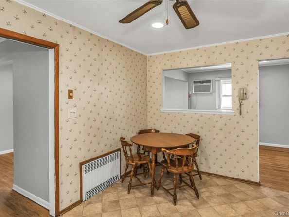 148 William Street, Valley Stream NY 11580