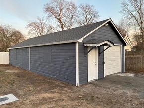 17 Pinetree Drive, Shirley NY 11967