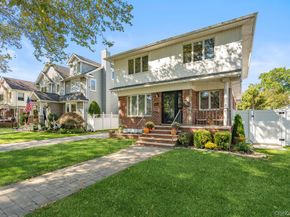 116 Sperry Boulevard, New Hyde Park NY 11040
