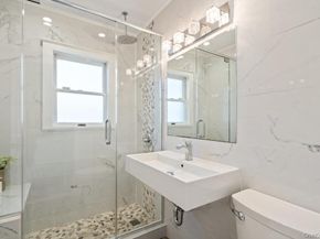 116 Sperry Boulevard, New Hyde Park NY 11040