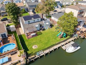 125 Garfield Street, Freeport NY 11520