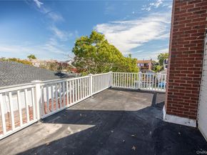 125 Garfield Street, Freeport NY 11520