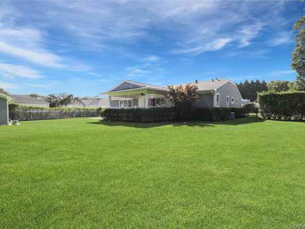5 Canvasback Lane, East Quogue NY 11942