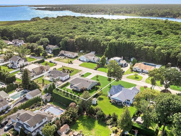 5 Canvasback Lane, East Quogue NY 11942