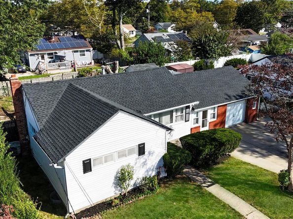 3 Poplar Street, Central Islip NY 11722