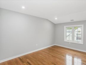 Undisclosed Address #917560, Rosedale NY 11422
