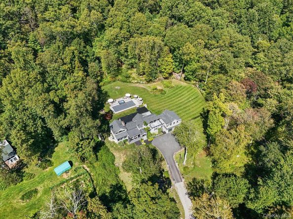 1570 Journeys End Road, Croton-on-Hudson NY 10520