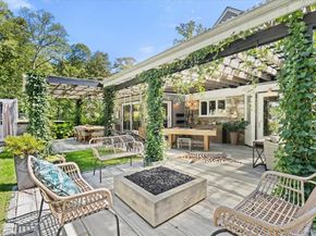 1570 Journeys End Road, Croton-on-Hudson NY 10520