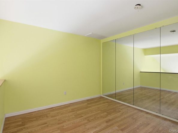 345 Colonial Circle, Manorville NY 11949