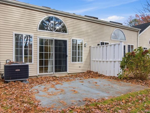 345 Colonial Circle, Manorville NY 11949