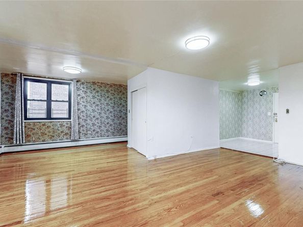 99-35 59th Avenue 4E, Corona NY 11368