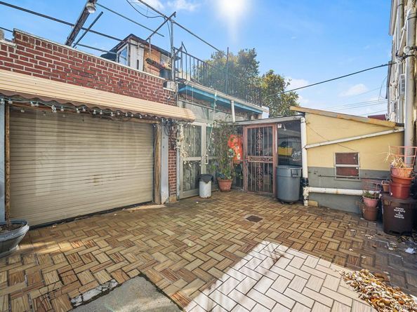 6613 10th Avenue, Brooklyn NY 11219