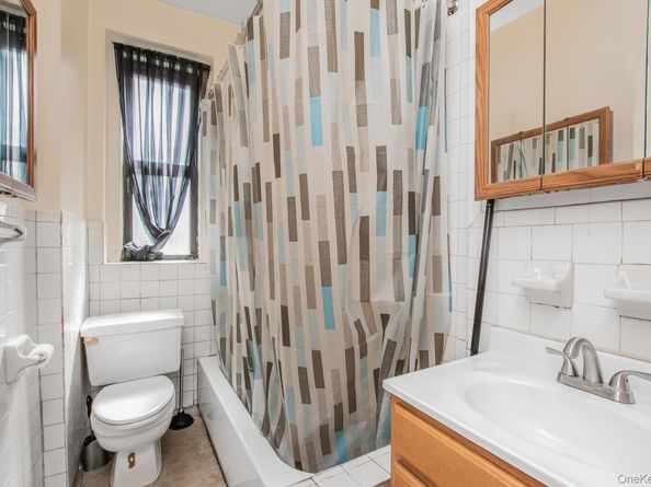 2199 Holland Avenue 4D, Bronx NY 10462