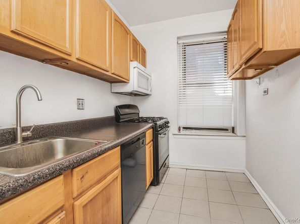 2199 Holland Avenue 4D, Bronx NY 10462