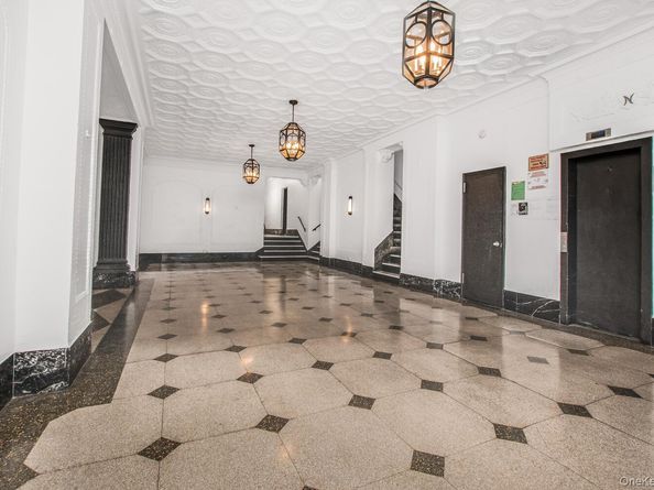 2199 Holland Avenue 4D, Bronx NY 10462