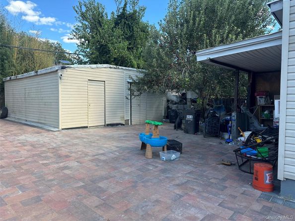 203 Essex Street, Brooklyn NY 11208