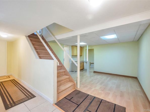 154 8th Street, Bethpage NY 11714