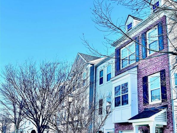 58 Rialto Way, Patchogue NY 11772