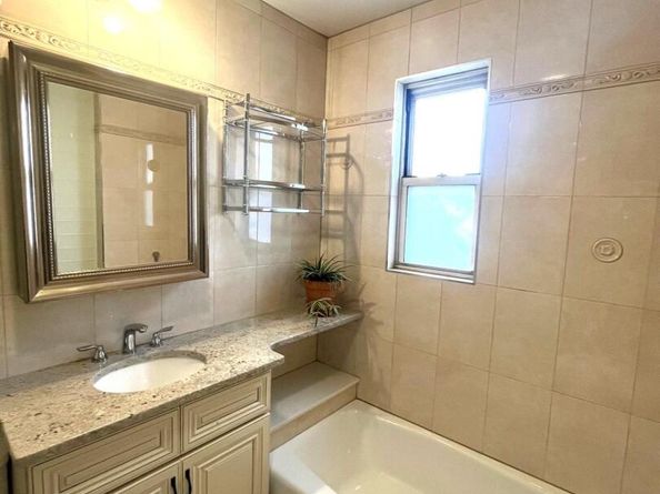 1945 Paulding Avenue, Bronx NY 10462