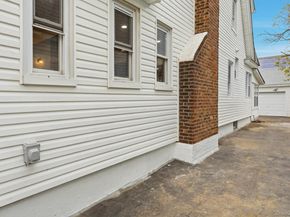 10411 205th Street, Saint Albans NY 11412