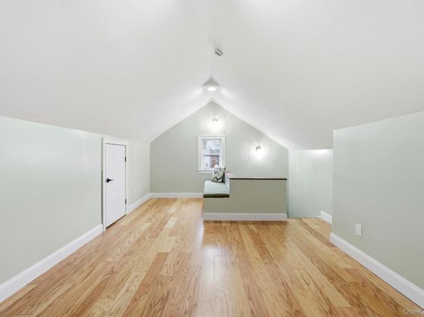 10411 205th Street, Saint Albans NY 11412