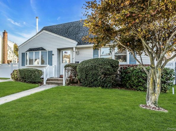 2676 Alder Avenue, East Meadow NY 11554