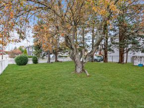 26 Humphrey Drive, Syosset NY 11791