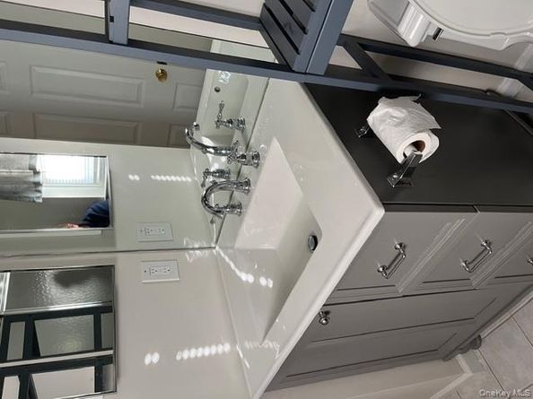 426 Village Circle N, Manorville NY 11949