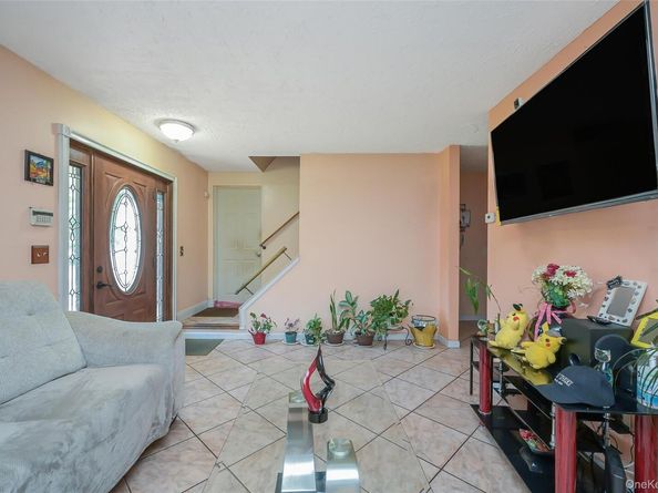 2 Cherry Street, Central Islip NY 11722