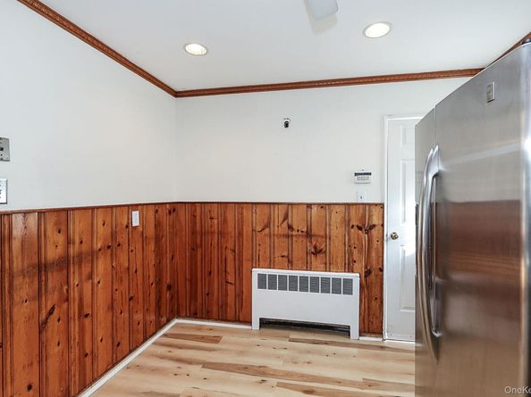 828 E. Meadow Avenue, East Meadow NY 11554