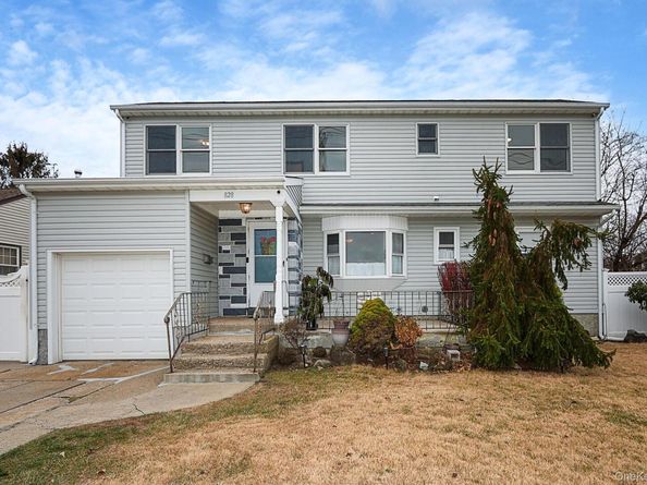 828 E. Meadow Avenue, East Meadow NY 11554