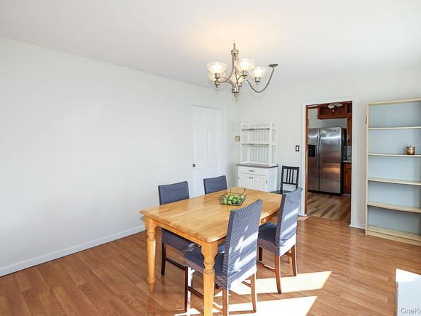 828 E. Meadow Avenue, East Meadow NY 11554