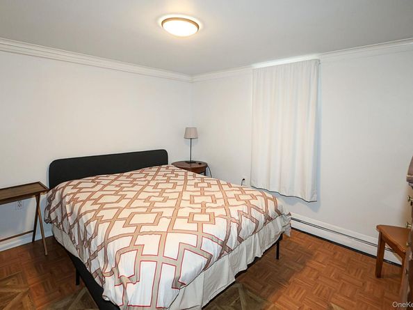 828 E. Meadow Avenue, East Meadow NY 11554