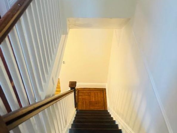 107-35 E Van Wyck Expressway, Jamaica NY 11435