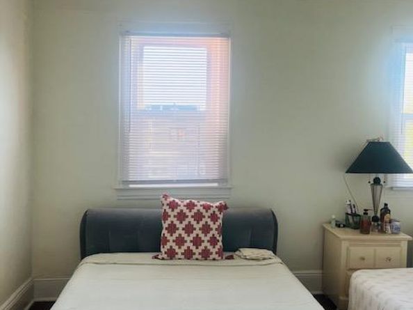 107-35 E Van Wyck Expressway, Jamaica NY 11435