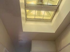 107-35 E Van Wyck Expressway, Jamaica NY 11435