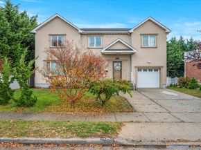 2261 Willow Street, Wantagh NY 11793