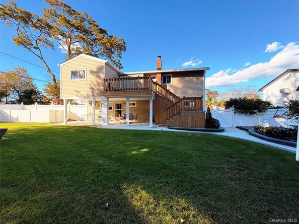 364 W 2nd Street, West Islip NY 11795