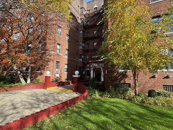 1171 Ocean Parkway 2B, Brooklyn NY 11230