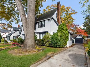 11245 178th Street, Addisleigh Park NY 11433