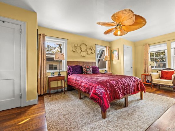 11245 178th Street, Addisleigh Park NY 11433