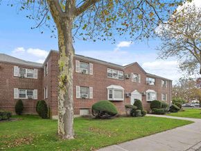 155-27 89th Street 27, Howard Beach NY 11414