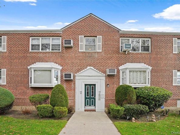 155-27 89th Street 27, Howard Beach NY 11414