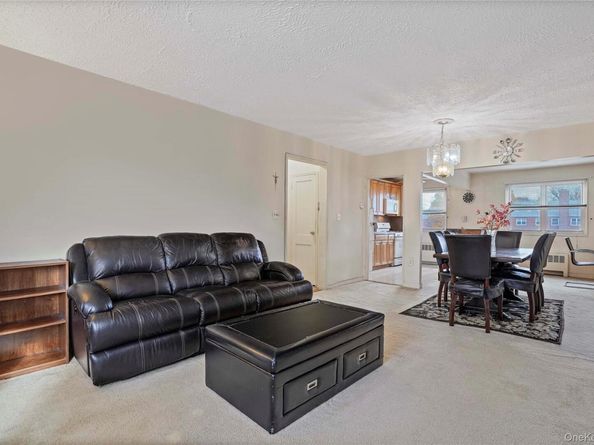 155-27 89th Street 27, Howard Beach NY 11414