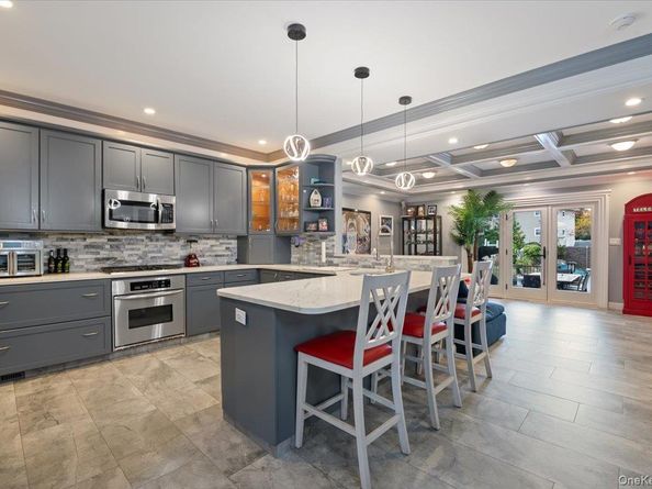 1650 Bridge Street, Merrick NY 11566