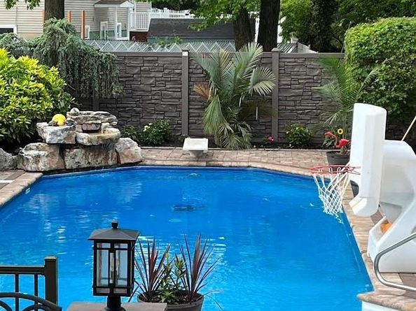 1650 Bridge Street, Merrick NY 11566