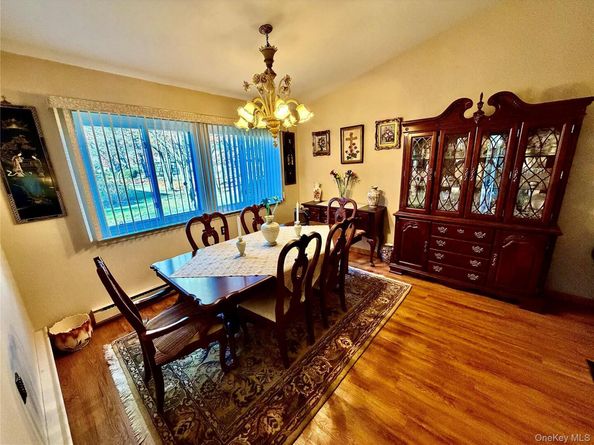 82 Strathmore Gate Drive, Stony Brook NY 11790