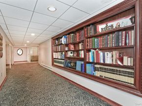 3 Pewter Place, Dix Hills NY 11746