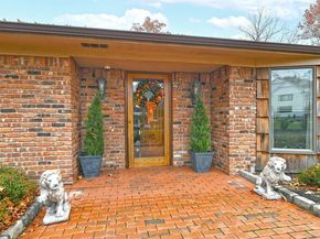 3 Pewter Place, Dix Hills NY 11746